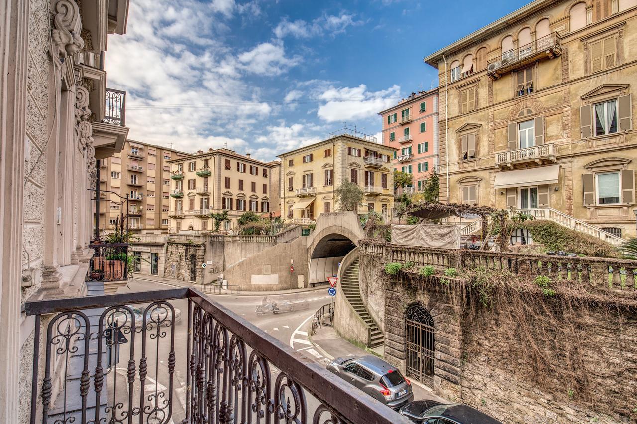 Downtown Srl - Cinque Terre New Liberty Apartment La Spezia Luaran gambar